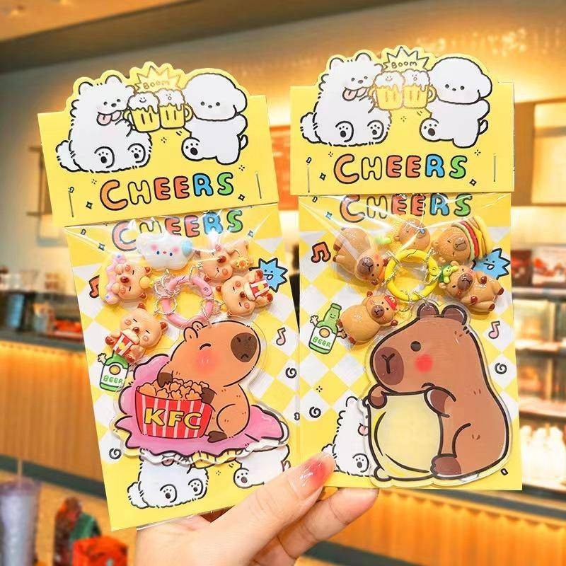 สุ ่ ม 1 ชุด Capybara อะนิเมะกระเป ๋ าพวงกุญแจน ่ ารักการ ์ ตูนโทรศัพท ์ จี ้ Girly รายการจี ้ เชือกตกแต ่ งของขวัญวันเกิด