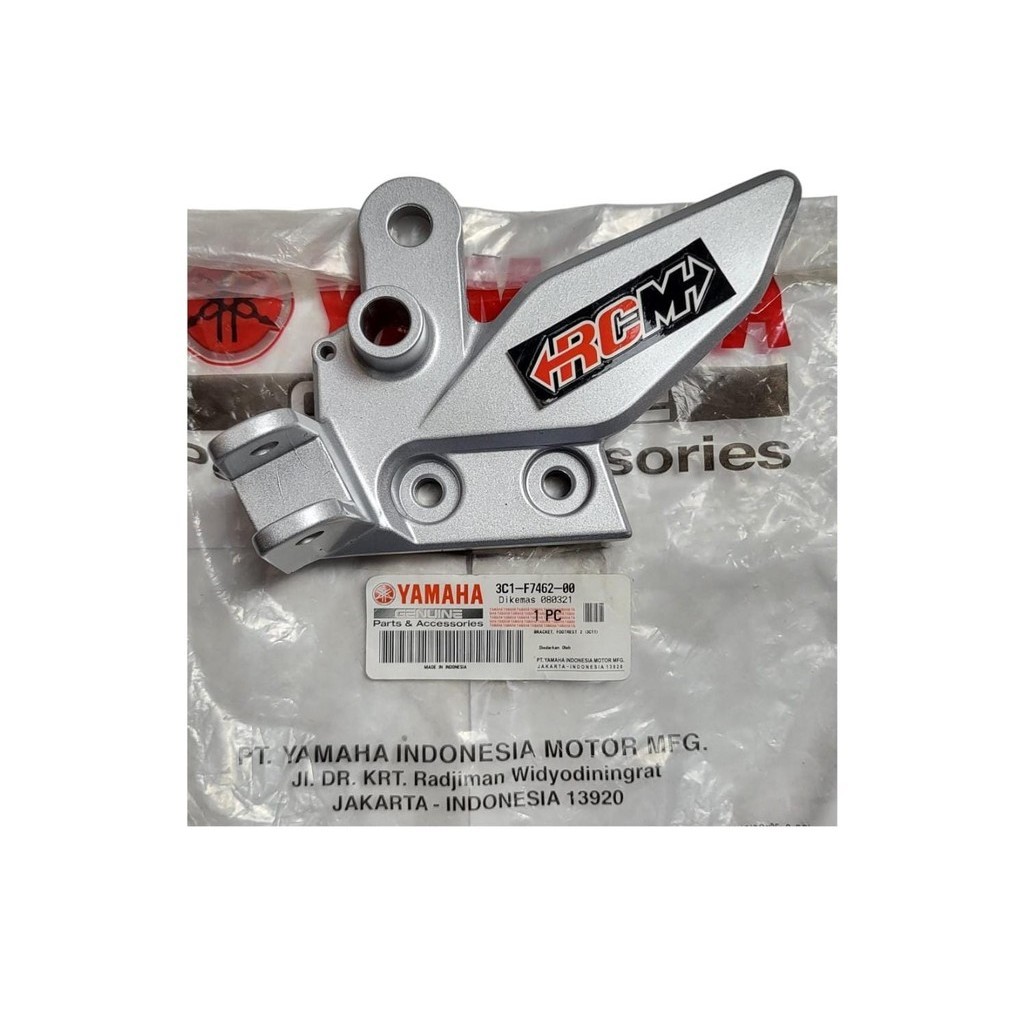 3C1-F7462-00 BRACKET FOOTSTEP BRACKET FRONT RIGHT VIXION OLD OVI ORIGINAL YAMAHA YGP ORIGINAL