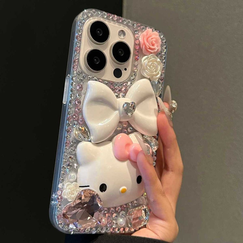 น่ารัก HelloKitty Glitter Rhinestone เคสโทรศัพท์สําหรับ Oppo Reno 15 Pro Max 16F 15F 14F 14 13 12 11