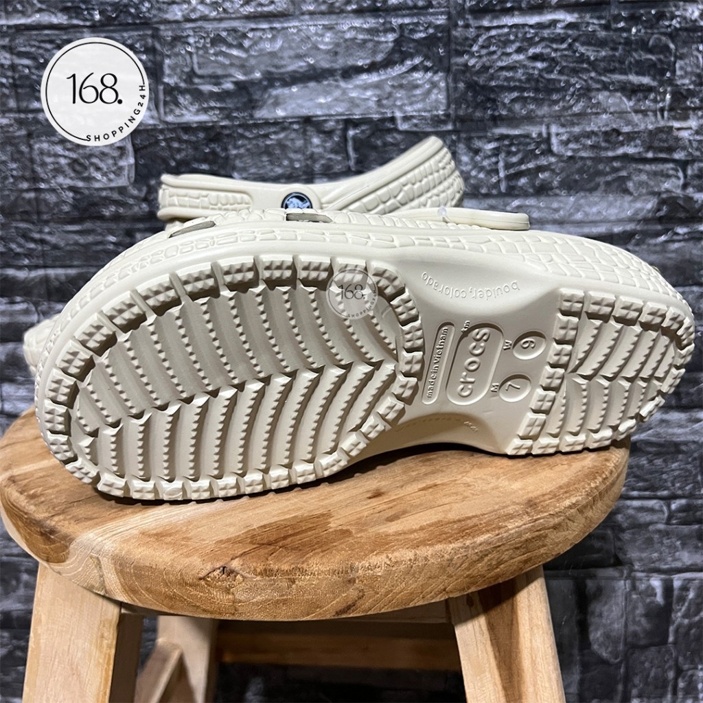 รองเท้าแตะ Cro-cs Crocskin clog 2024 ใส่สบายสำหรับ ผู้หญิงและผู้ชาย วัสดุผลิตจากยางแท้100% Size M4-M11