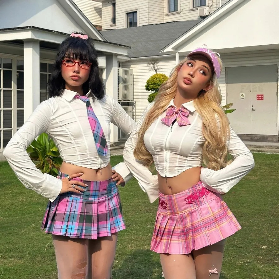 2024 ใหม่ Millennium Spice Girl Y2K สีชมพูสีฟ้าปักกระโปรงจีบ Academy สไตล์อเมริกันอินเทรนด์วัฒนธรรมย่อย JK กระโปรงครึ่ง