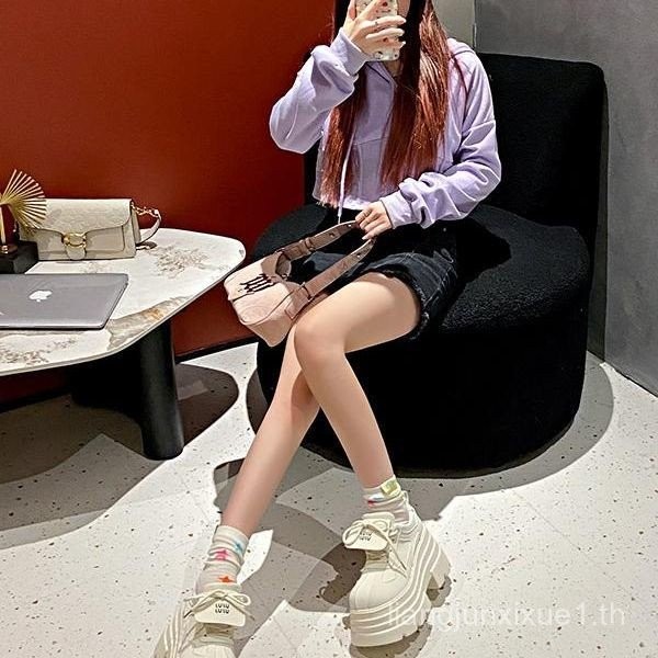 รองเท้าโลฟเฟอร์ผู้หญิงพื้นหนา 10 ซม. ส่งฟรี 2025 ฤดูใบไม้ผลิใหม่ รองเท้าแพลตฟอร์มขนาดเล็กแบบผูกเชือก รองเท้าลำลองน้ำหนักเบาเพิ่มความสูง
