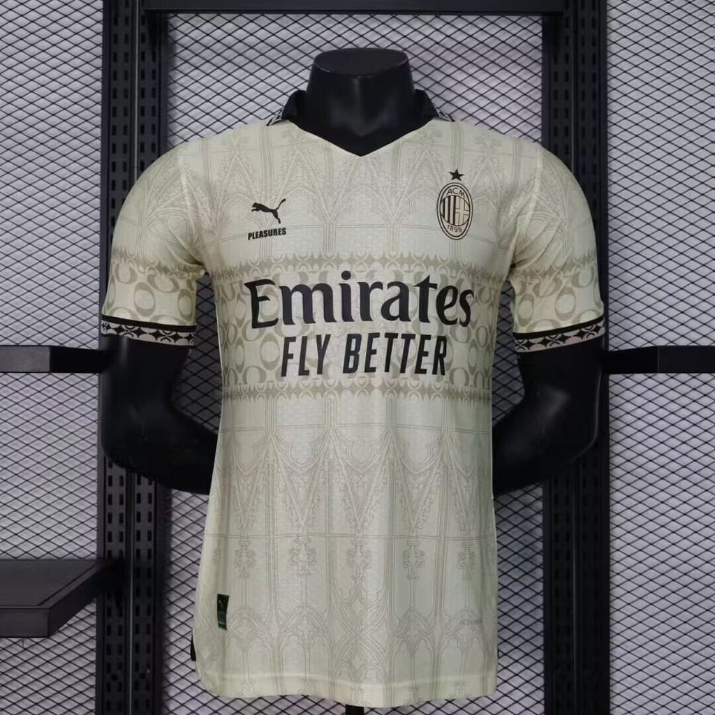 อุปกรณ์ฟุตบอล AC Milan Co branded รุ่น Player
