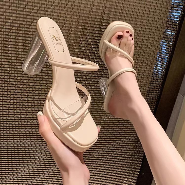 รองเท ้ าส ้ นสูงรองเท ้ าแตะใสสายแบนส ้ นหนาสวมใส ่ ด ้ านนอกรองเท ้ าส ้ นสูงคริสตัล