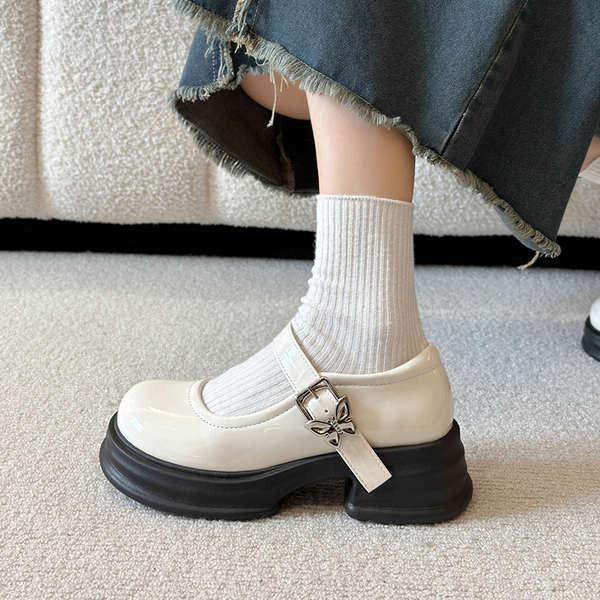 รองเท้าแมรี่เจน รองเท้านักเรียนผู้หญิง ญี่ปุ่น JK Mary Jane รองเท้าหนังขนาดเล็กผู้หญิง 2024 ฤดูใบไม้ผลิฤดูร้อนนักเรียนใหม่หนาพื้นสีดําอเนกประสงค์รองเท้าสไตล์อังกฤษ