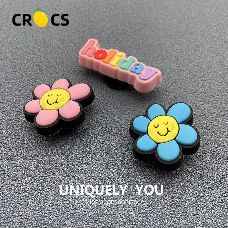 ใหม่ crocs ดอกไม้ขนาดเล็ก Series Hole รองเท้าดอกไม้รองเท้าหัวเข็มขัด Carlo Chi อุปกรณ์ตกแต่งที่ถอดออกได้ DIY ตกแต่งรองเท้า