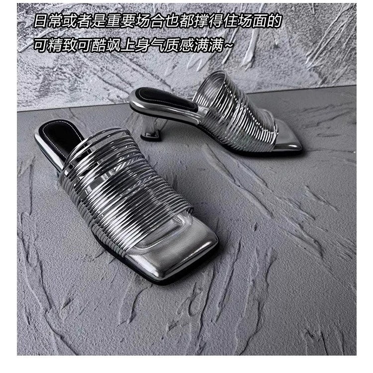 สแควร ์ Toe ส ้ นหนารองเท ้ าส ้ นสูงผู ้ หญิง Slip-On