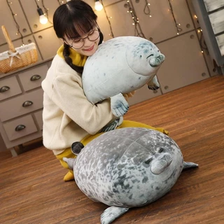 SWEE Seal Plush Toys ตุ๊กตาแมวน้ําน่ารัก หมอนตุ๊กตาแมวน้ำ หมอนอิงแมวน้ำ อุ๋งอุ๋งนุ่มนิ่ม ของขวัญคริสต์มาส ของขวัญวันเกิด ตุ๊กตา