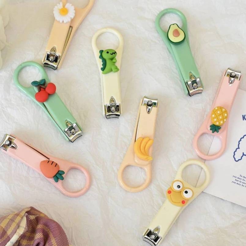 กรรไกรตัดเล็บสุด คละลายน่ารักๆ พร้อมส่งจากไทย