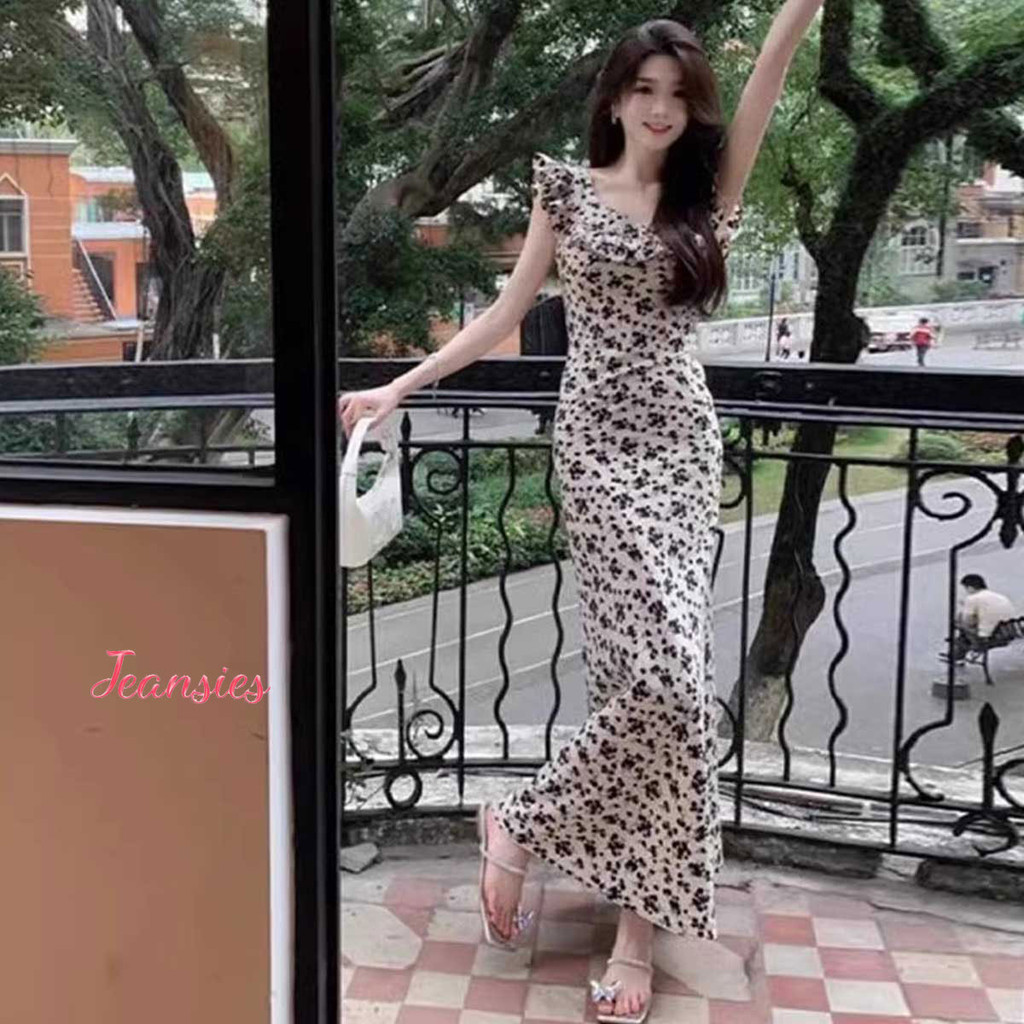 เดรสลายดอกไม้สไตล์ฝรั่งเศส กระชับรูปทรง สวยหรูสำหรับสาวๆ