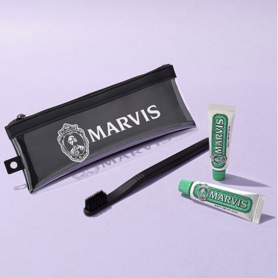 ชุดเดินทาง Marvis (คลาสสิกมิ้นต์ 10 มล.*2 + แปรงสีฟัน + ซองพลาสติก) จัดส่งแบบสุ่มสีดำ/ขาว