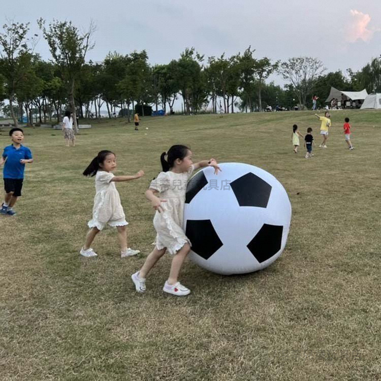 ฟุตบอลเป่าลมขนาดยักษ์ ลูกบอลกลางแจ้งขนาดใหญ่สำหรับเด็ก ลูกบอลน้ำ อุปกรณ์เกมโต้ตอบระหว่างพ่อแม่และลูก กิจกรรมสนามหญ้า ลูกบอลชายหาดเป่าลมสำหรับเด็ก ปฏิสัมพันธ์ระหว่างพ่อแม่และลูก