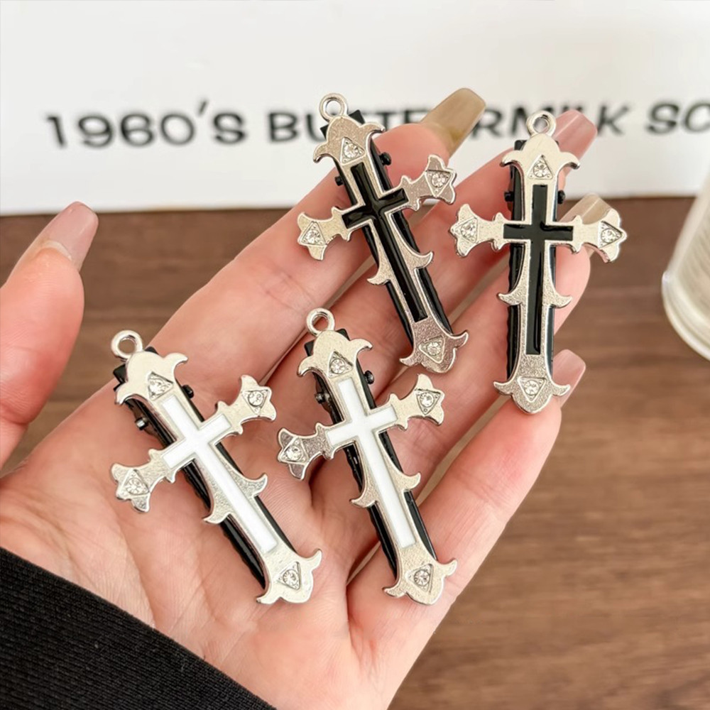 1 ชิ้นแฟชั่น Cross Shape Hairpins Gothic Rhinestone กิ๊บติดผมโลหะสําหรับผู้หญิงสาว Bangs ด้านข้าง Barrettes อุปกรณ์เสริมผม
