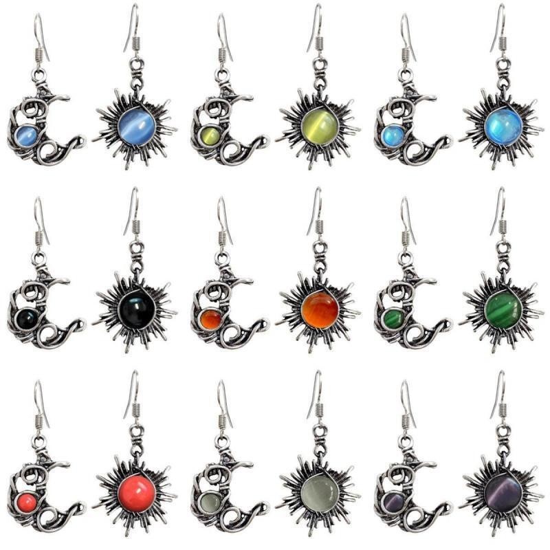 Bohemian Gothic Niche Retro Sun Moon Moonstone ต ่ างหูกันแดดโลหะผสมไม ่ สมมาตร