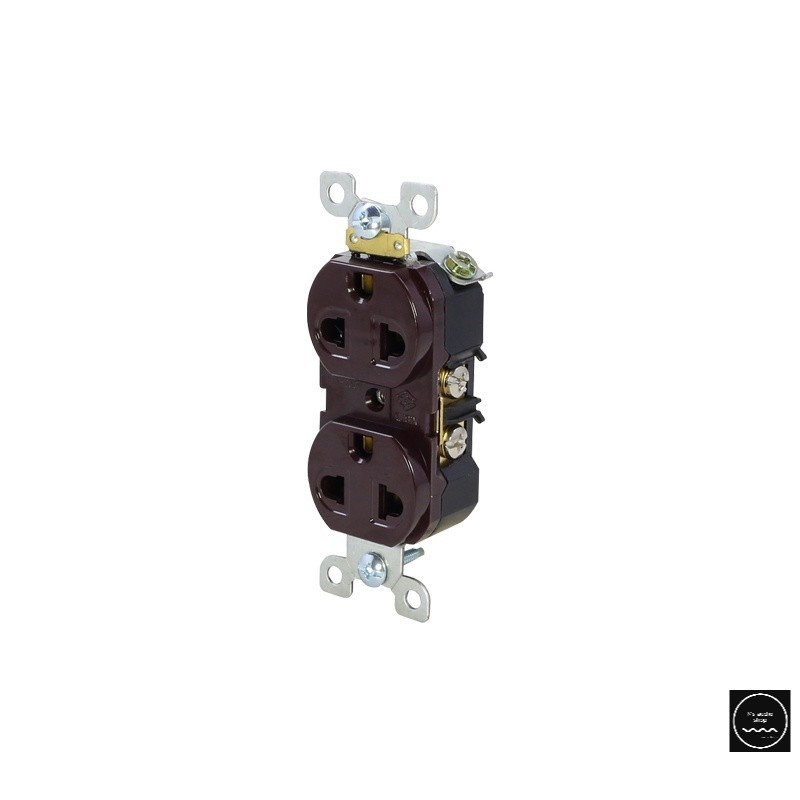 ..เต้ารับ Qubix/Salzer R270U ราคาต่อตัว รบกวนอ่านรายละเอียด..