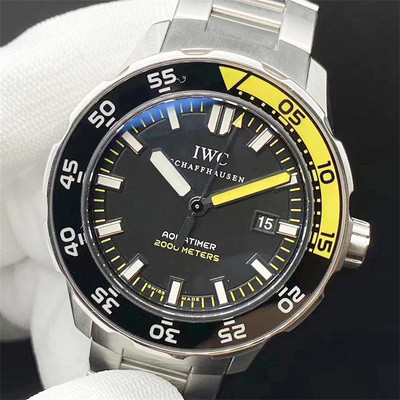 Iwc IWC Ocean Timepiece Automatic Mechanical Men 's Watch นาฬิกาข ้ อมือ