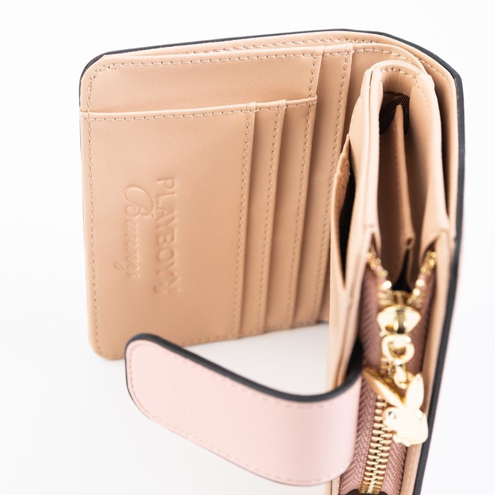 PLAYBOY รุ่น Muse Women's Wallet Bag กระเป๋าสตางค์ใบสั้น รหัส ST-WA251PB109 ปั้มลายโลโก้ มี 2 สี