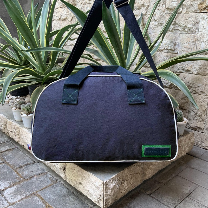 TOMM¥ HILFIGER TRAVEL GYM DUFFLE BAG