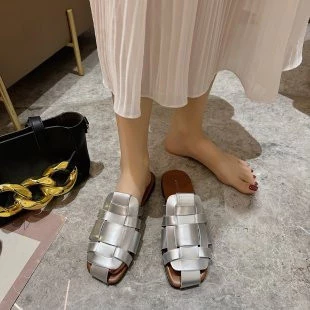 JINxCHOY รองเท้าแตะผู้หญิง Y2K เกาหลี ทอ ระบายอากาศ สไตล์ญี่ปุ่น ขนาดใหญ่ ขายส่ง ราคาโรงงาน