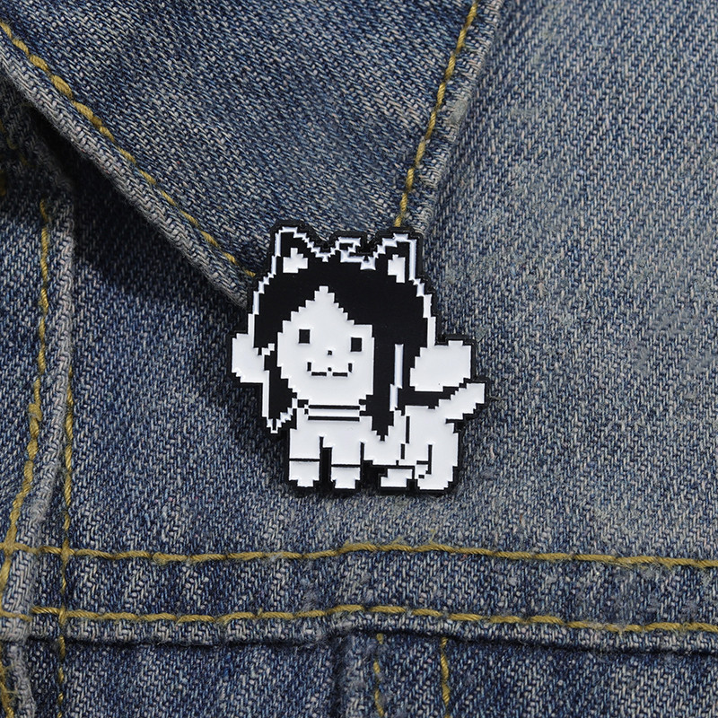 บทบาทเล ่ นเกม Undertale เคลือบเข ็ มกลัดแฟชั ่ นเสื ้ อผ ้ าอุปกรณ ์ เสริมของขวัญสําหรับเพื ่ อน