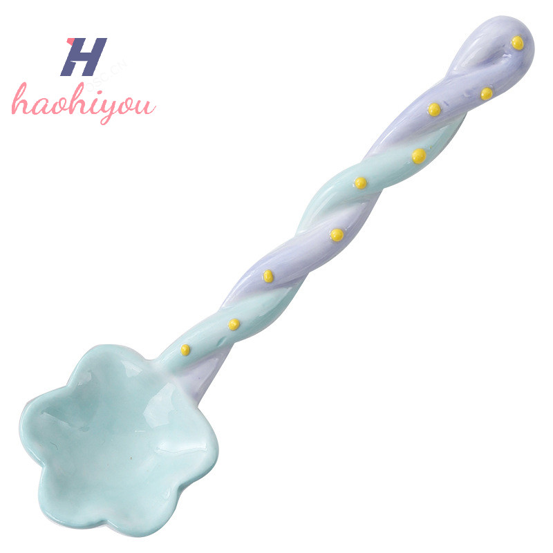 <haohiyou> ช้อนด้ามยาวเซรามิก 1 ชิ้นไอศกรีมน่ารักช้อนขนมหวานทาสีด้วยมือ