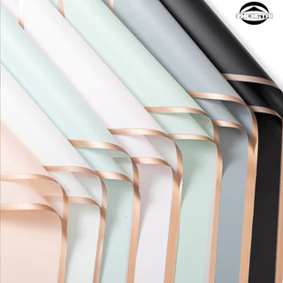 กระดาษห่อดอกไม้ฟอยล์อลูมิเนียมสีทึบ ขอบทอง กันน้ำ 100% สำหรับห่อดอกไม้ ขนาด 58x58 ซม. ทำให้ช่อดอกไม้สวยงาม