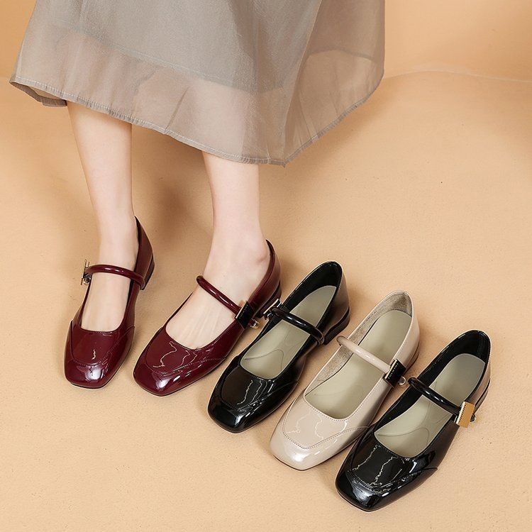 【Sunday Diary】รองเท้าแมรี่เจน Mary Janeพื้นแบน หัวกลม สีแดง สไตล์ฝรั่งเศส สําหรับผู้หญิง