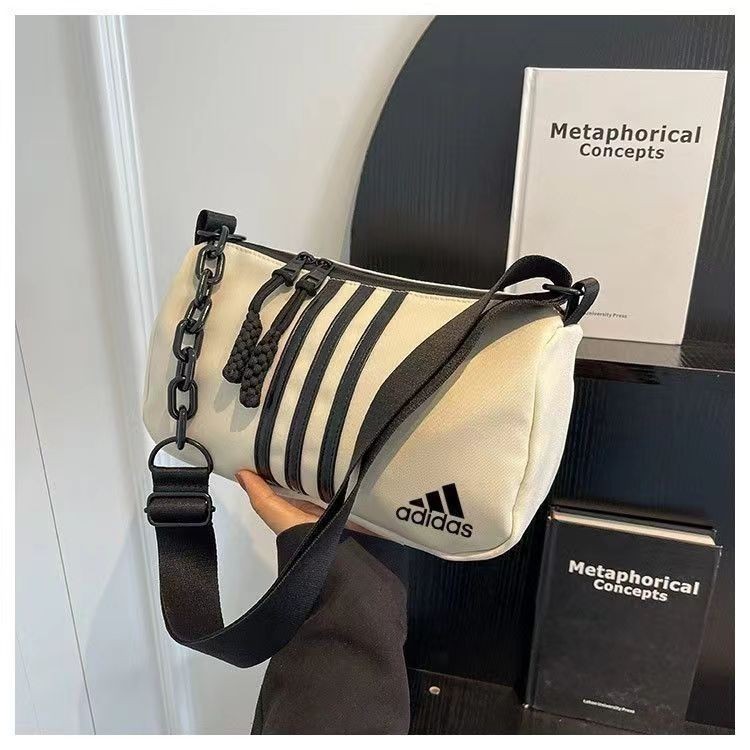 Adidas Women 's Large Capacity Casual Fashion Shoulder Bag Crossbody Bag Stripe Chain Bag
