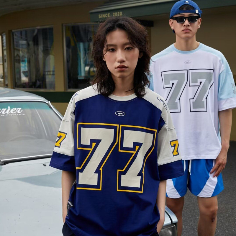 2024 ใหม่อินเทรนด์สไตล์เสื้อยืดชายฮิปฮอปคอกลมฤดูร้อนเสื้อยืดผู้ชาย