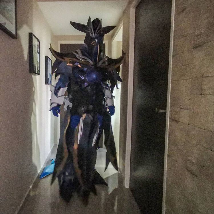 (ผลิตภัณฑ์กึ่งสำเร็จรูป)1:1คอสเพลย์ Apostle of the Abyss of the Abyss of Fire, สวมชุดเกราะซองหนังหมว