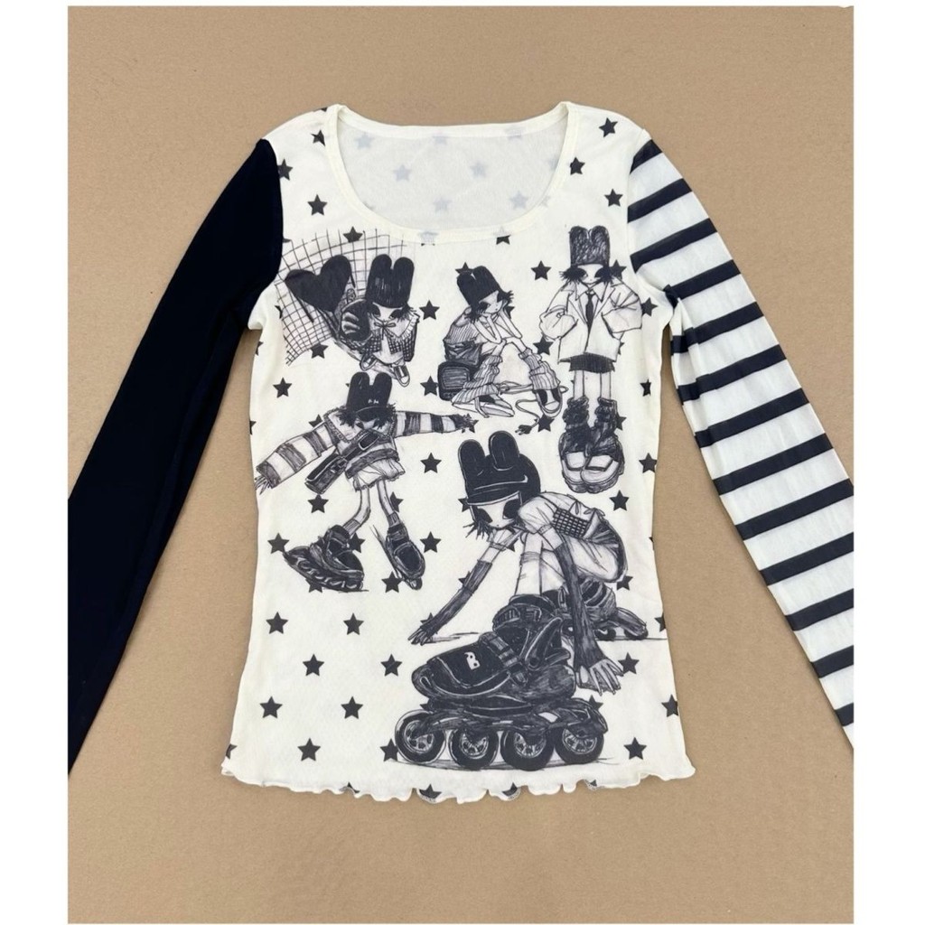 ผู้หญิง Y2K Star Strip พิมพ์เสื้อยืดวัฒนธรรมย่อยแขนยาวSlimming Top