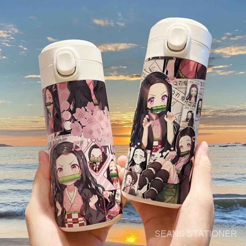 Demon Slayer Nezuko ถ้วยเก็บความร้อนขนาดใหญ่ความจุขนาดเล็กน้ําหนักเบาแบบพกพานักเรียนมูลค่าสูงถ้วยน้ําสแตนเลส WO5H