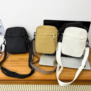 (w86)กระเป๋าสะพายข้าง ชายหญิง ผ้าใบหนา มี4ช่องซิปการใช้งาน