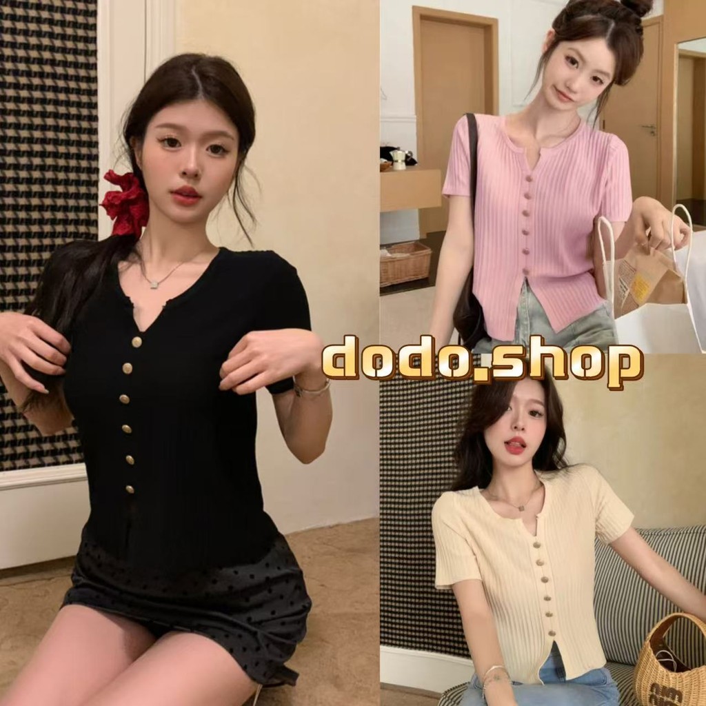 DODO*พร้อมส่ง*เสื้อยืดไหมพรมแขนสั้น ดีเทลผ้าร่อง แต่งกระดุมสวยๆ น่ารักๆ(31052)
