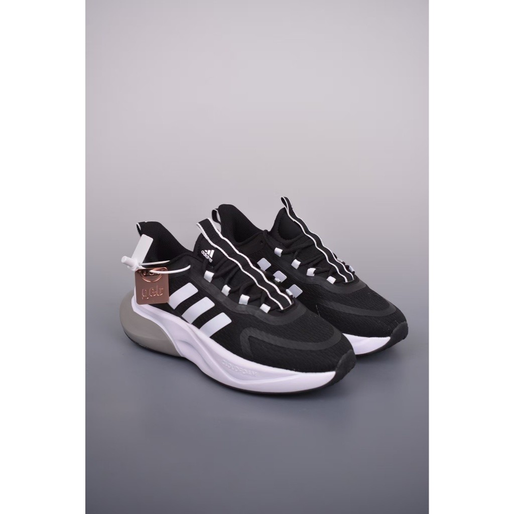 ผลิตภัณฑ์ถ่ายจริง adidas ALPHABOOST V1 Sustainable รองเท้าทำงานต่ำ  HP6148DD