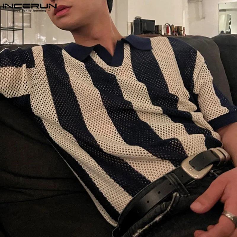 Incerun ผู ้ ชายแฟชั ่ นเกาหลี Hollow Stripe Turn Down Collar เสื ้ อโปโลแขนสั ้ น