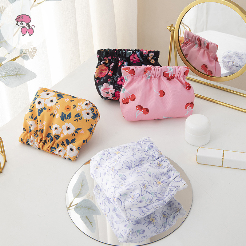 Grl ดอกไม้กระเป๋าเครื่องสําอาง Oxford ผ้ายืดหยุ่น Self-Closive กระเป๋ากระเป๋าเหรียญสําหรับแต่งหน้า L