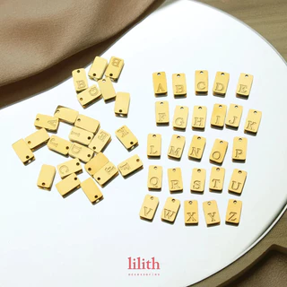 Lilith - Square letter charm w/clover necklace (gold) สร้อยคอ จี้อักษร