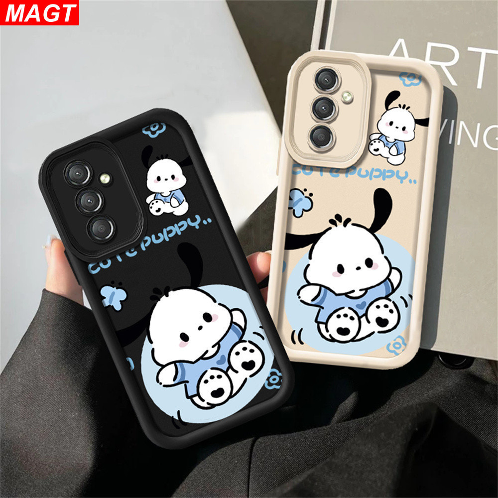 Samsung A55 5G A54 S23 FE A14 A13 A24 A23 A32 A50 A22 A21S A30S A52 A51 A71 A53 A72 A50S A30S A52S น ่ ารัก Pochacco ภาพประกอบออกแบบเคสโทรศัพท ์ MAGT