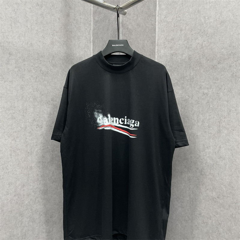 New High Street Trend Classic New Fuzzy Spray Cola เสื้อยืดแขนสั้นพิมพ์ลาย UnisexLHDTY