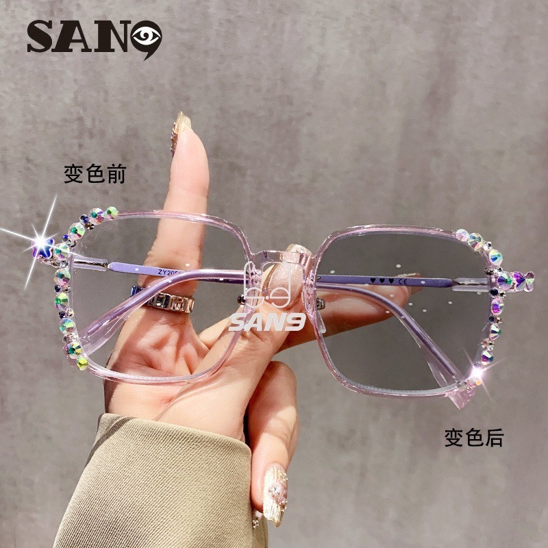 แว่นสายตาสั้นสําเร็จรูป 0°-400° Photochromic Womens Diamond Studded Square Anti Blue Light แว่นสายตา