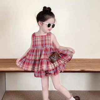 พร้อมส่งค่ะ ชุดเซ็ตเด็กผู้หญิง ลายตารางสีแดงค่ะ เสื้อสายเดี่…