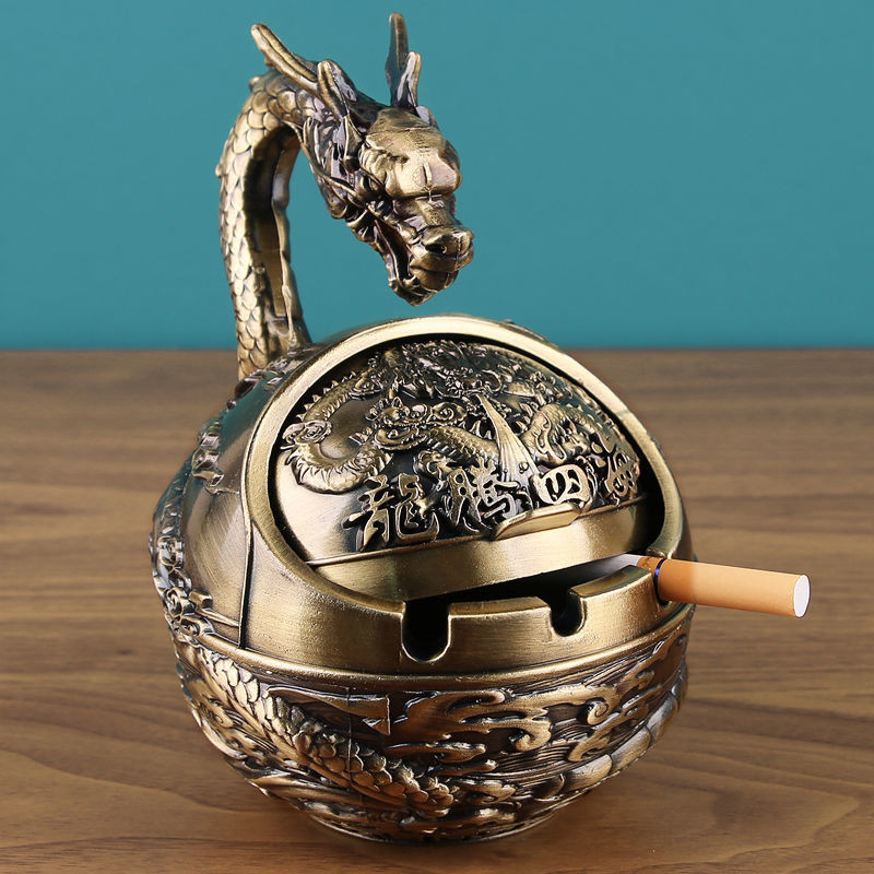 [สีบรอนซ์ระดับไฮเอนด์] ที่เขี่ยบุหรี่ราศีพร้อมฝาปิดป้องกันเถ้าบินช็อกทนปิดผนึกสร้างสรรค์ที่เขี่ยบุหรี่ห้องนั่งเล่นที่ไม่ซ้ําใคร