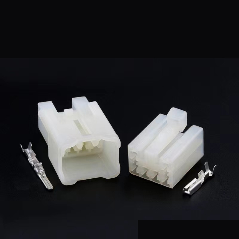 XG7061-2.3-11-21 เหมาะสำหรับปลั๊กเครื่องเสียงรถยนต์ 7122-1360 7123-1360