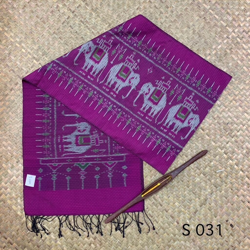 ผ้าพันคอไหม ไหมแท้ ยกดอกลูกแก้ว 6ตะกอ มีหน้านาง ชายครุย ขนาด 35x180ซม. ลายช้าง พื้นสีม่วง L94E-AA-S0