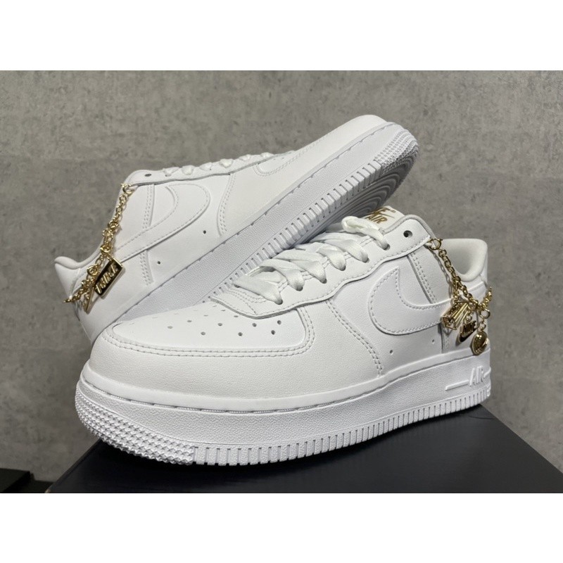 Nike Air Force 1 Low LX Lucky Charms Pure White Gold Chain AF1 DD1525-100