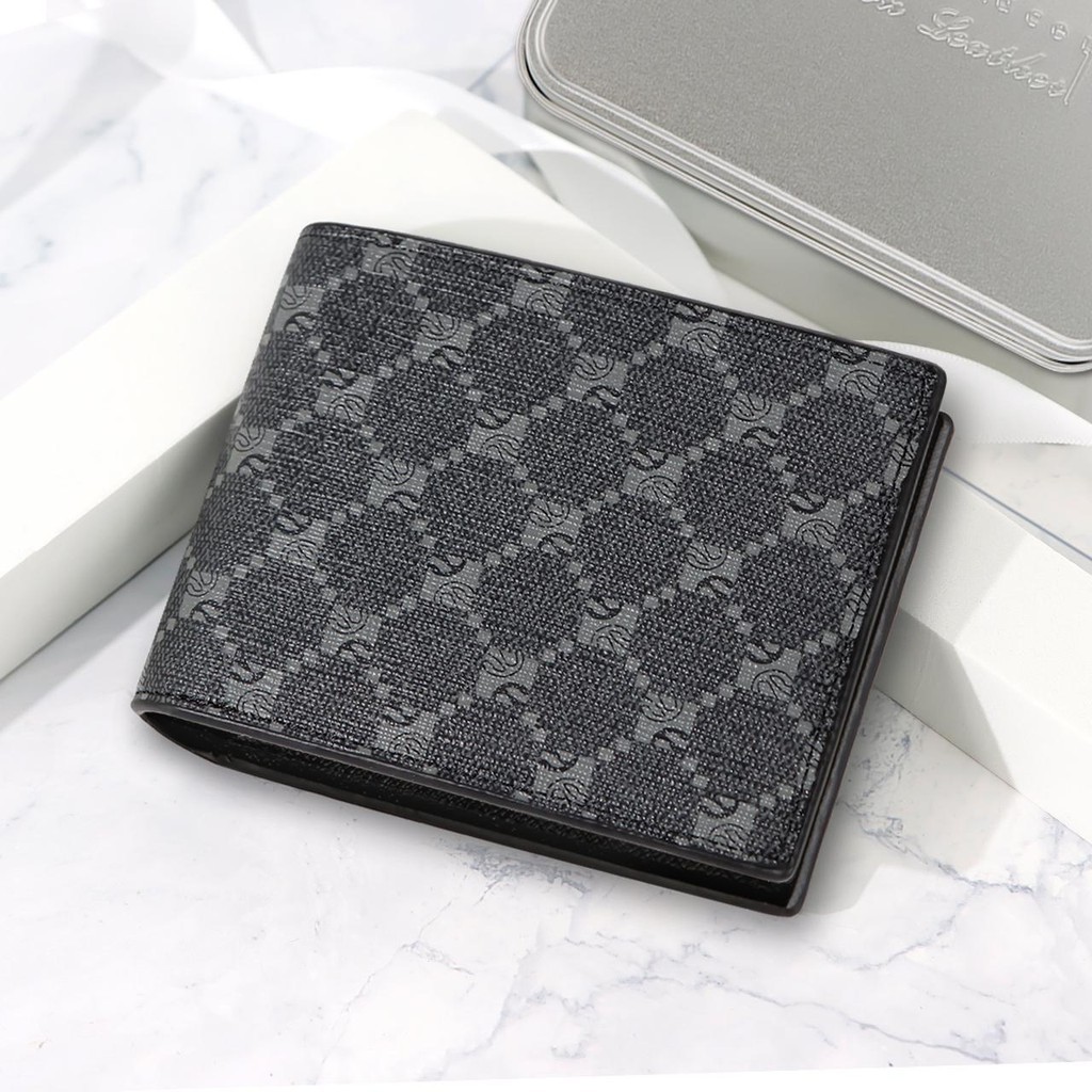 GD1 กระเป๋าสตางค์ลายสก็อตสำหรับผู้ชายรุ่นใหม่ล่าสุด และมีสไตล์กระเป๋าสตางค์ผู้ชาย แถมฟรีกล่องเหล็ก