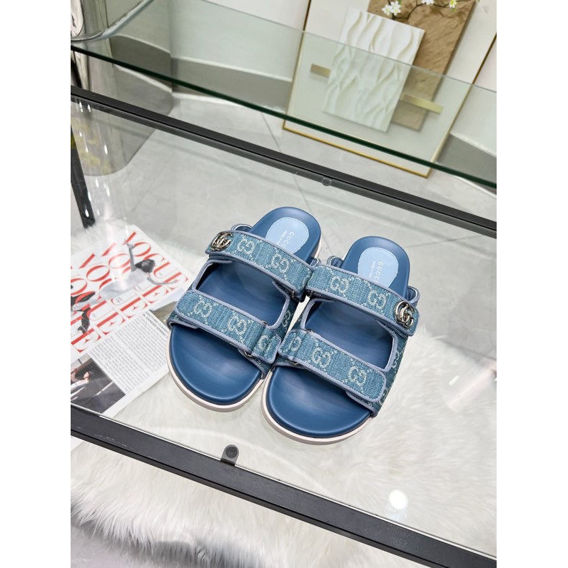 หนา-soled แฟชั่น 2024 Soft-Soled Retro Birkenstock สไตล์ใหม่ฤดูร้อนรองเท้าแตะแบน Casual กลางแจ้งสวมใส่แฟชั่นรองเท้าแตะสุภาพสตรี