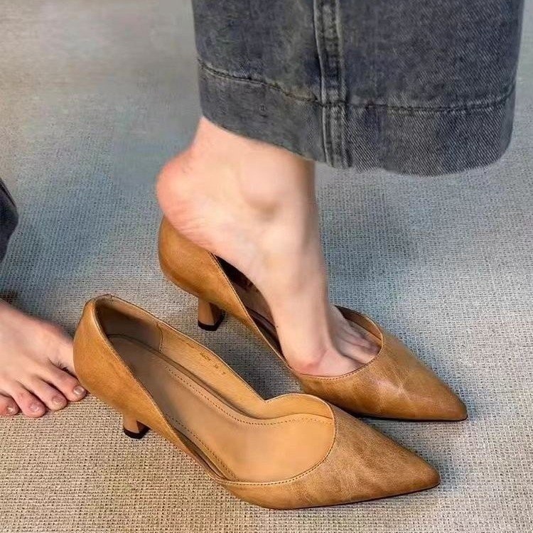 รองเท้าส้นสูงผู้หญิง ปลายแหลม ตัดข้าง แฟชั่นแบบสวม รองเท้าเดี่ยว