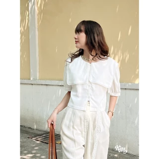 Marine Belle เสื้อคอปกกะลาสี โทนสีสุภาพ งานออกแบบคอปกสุดคลาสสิกเพิ่มเสน่ห์ให้ลุคดูดีแบบมีระดับ